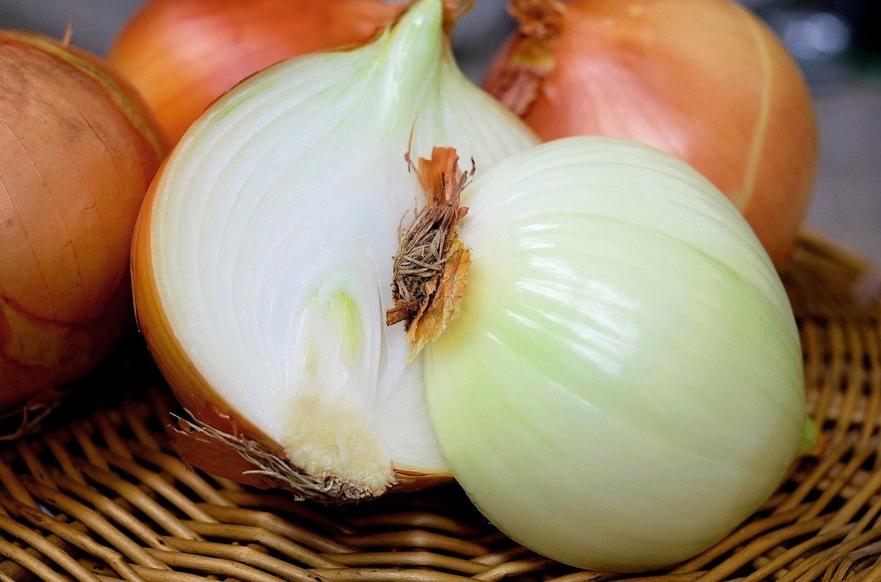 Syrop z cebuli – idealny na przeziębienia. Przepis